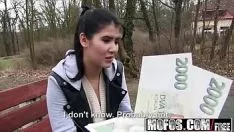 Abspielen Prostituierte, die im Park fickt xxx