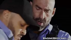 Redare Hunk fără putere a atras bangul în aer liber al lui Sebastian