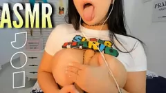 تشغيل ASMR JOI: محادثة Sexy Brunette Stripper's Dirty Talk و Big Ass Gerk-Off تعليمات في الجينز